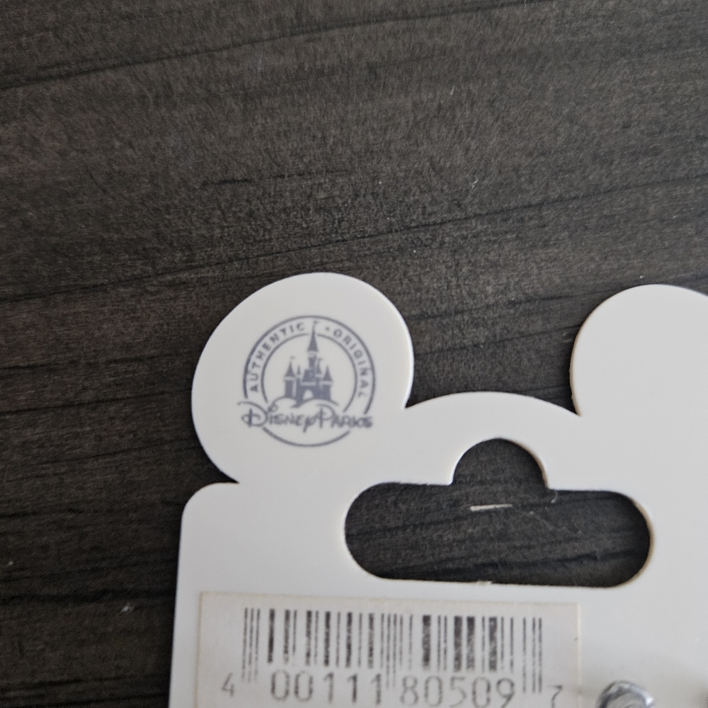 New Disneyland Heart & Mickey Earrings Set - Picture 5 of 6
